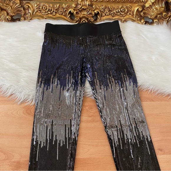 Bebe Warrior Princess Ombré Sequin Leggings - Picture 3 of 10